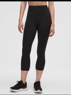 LULULEMON 23 INCH LEGGINGS SIZE 0